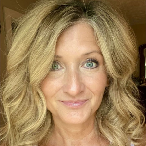 Photo of Suzanne Johnson